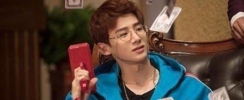 八零九零|凭一己之力拖垮三家电视台，刚火的白敬亭，不幸走上赵薇老路