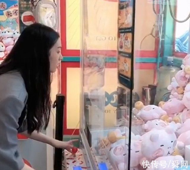 cp|氣氛組頭頭?周也上綜藝被夸像天使，《中餐廳5》與龔俊頻繁互動引熱議