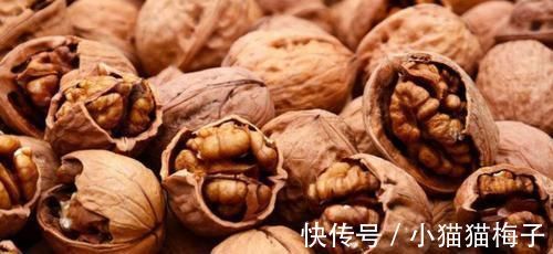 人到中年|人到中年想长寿，不妨多吃3种食物，排毒养颜，还能提高免疫力！