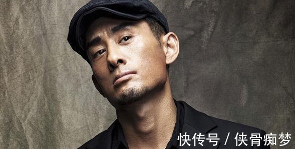 封殺|靠扮演農(nóng)民走紅上春晚,娶了超女老婆,身份曝光后慘遭央視封殺