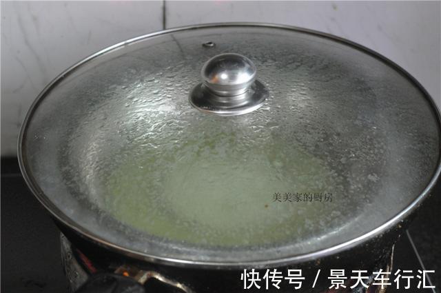胡萝卜丝|天太热,儿子天天要吃薯粉皮!蒸一蒸拌一拌,凉滋滋的太开胃了