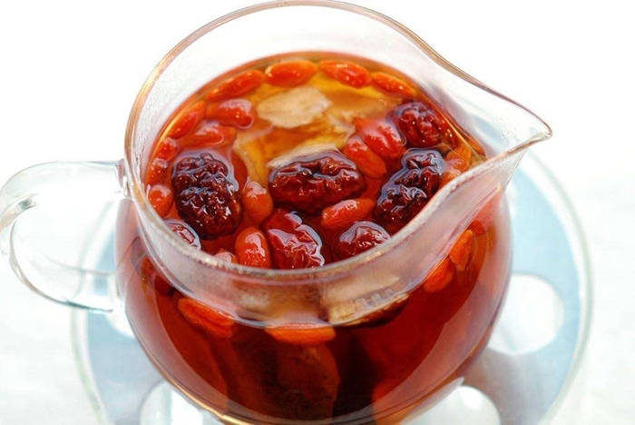 红枣|红枣和它一起泡，睡前喝一杯，气血足了，不失眠了，皮肤细腻光滑