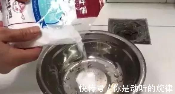 飞虫|下水道不干净怎么办用这几样东西,3年都不会再不干净了