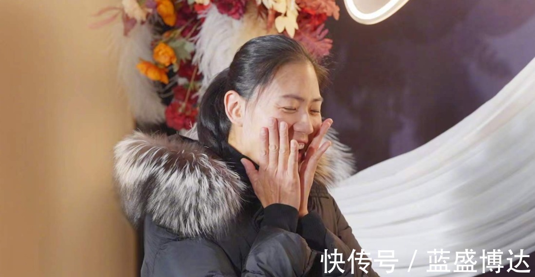 泳壇|恭喜！最美女排選手牽手前中國(guó)游泳第一人，張琳第一年就想求婚！