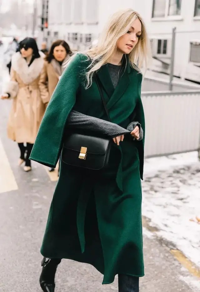 毛呢 毛呢大衣怎么穿才好看?学会这3种穿搭技巧,轻松穿出高级感