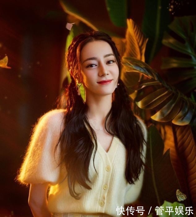 双马尾 别再披头散发了!这4款“发型”才够美够撩人,总有一款适合你