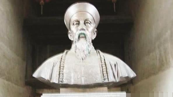 金子|清官退休太穷,装几箱石头“撑脸面”,皇上听说立马下令:换金子