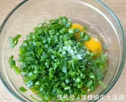 宝妈|最简单易学的早餐饼,3分钟出锅,营养美味,孩子超爱吃!