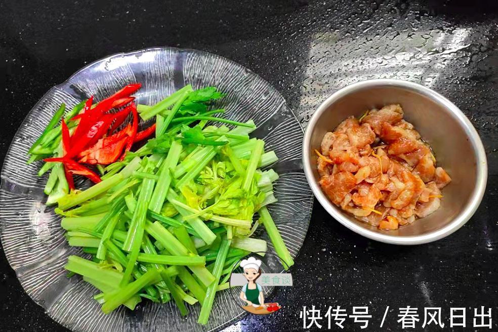 冬天|便秘最怕此菜,冬天干燥要多吃,给肠道洗洗澡,润肠通便预防便秘