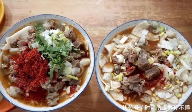 24年街边小店，一碗面70元，还没到饭点就座无虚席……！