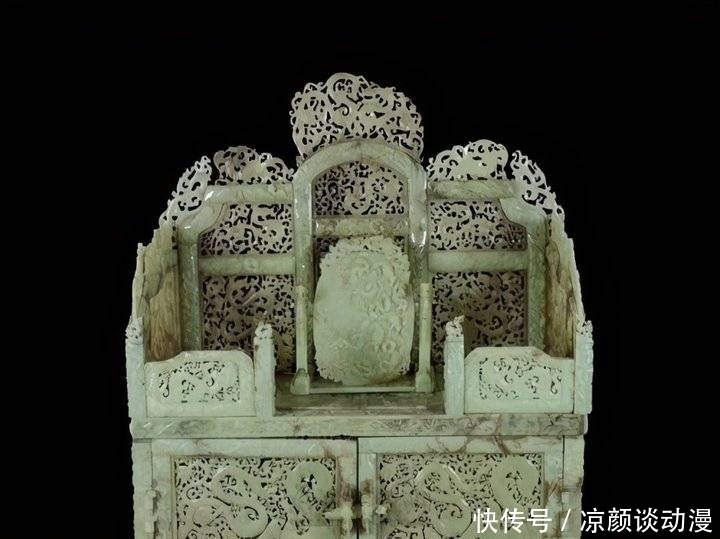 男子花50万打造假古董转手卖出22亿天价,专家亏了