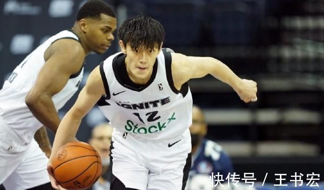 曾凡博|杨鸣确定辽宁队第二阶段任务，曾凡博再受伤，杜锋官宣结束隔离！
