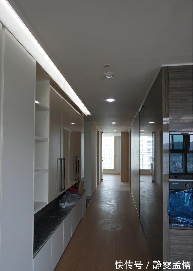 玄关|为了孩子换套改善住宅，115㎡不用太复杂，生活有压力但家很解压