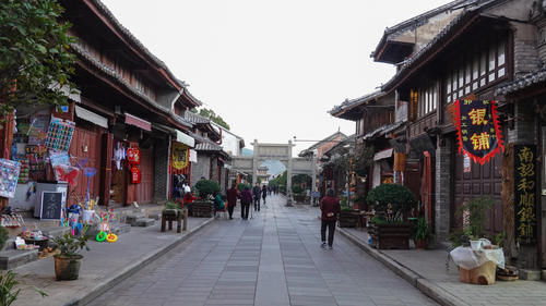 低调|云南大理有座低调的古城，距离大理60公里，游客很少