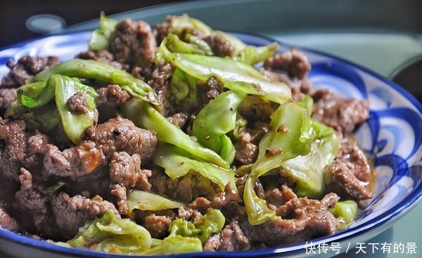 炒牛肉时,下锅前多做“两步”,牛肉炒好不硬不腥,香嫩又多汁