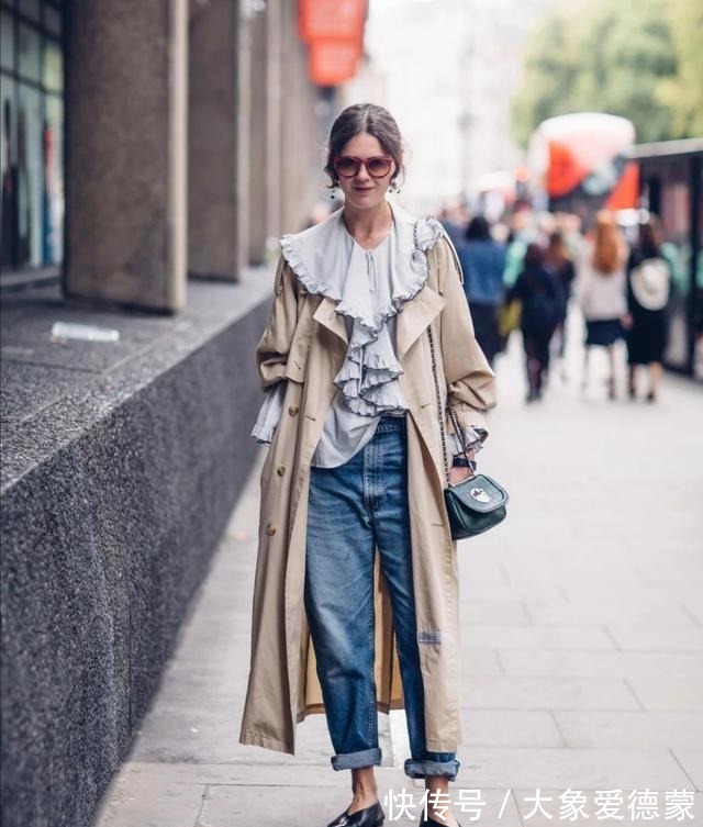 脚踝 高跟鞋失宠了,今年流行这双“奶奶鞋”,搭阔腿裤,时髦还显瘦!