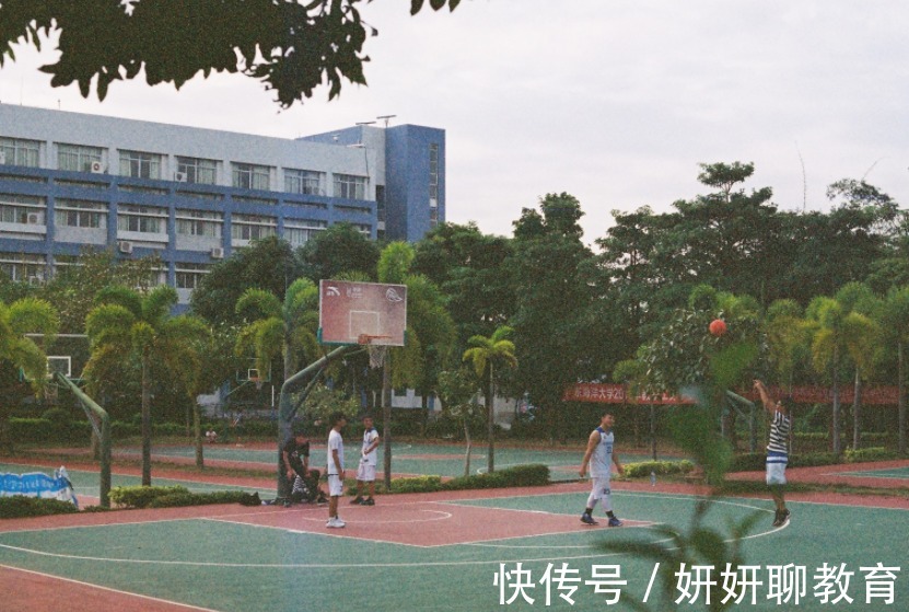 有效率|孩子小学成绩好，初中就变差，原来是家长的教育观念有问题