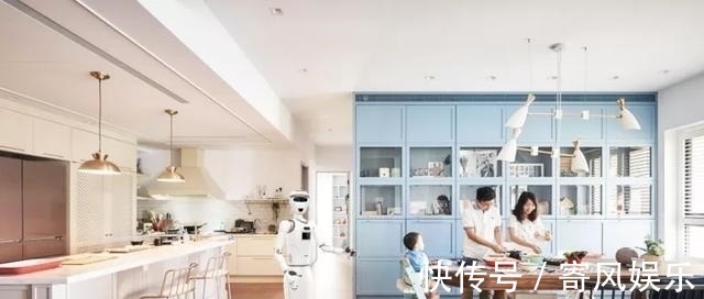 智能|国内首发!高新这款人形智能机器人正式“上岗”