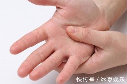 湿气|十人九湿!抓住“黄金排湿期”,家中常备一种水,排空湿气睡眠好