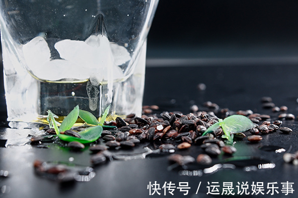 糖尿病患者|黑米能补气血降血糖?黑米更适合糖尿病患者吃?专家说法的确中肯