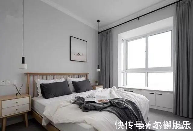 定制|你家飘窗用来堆杂物太浪费了,看看别人家是怎么装修的