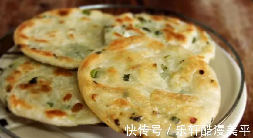 葱油饼|自制葱油饼酥香美味,轻松掌握