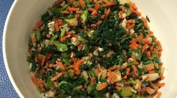 香菇|老阿姨手把手教您在家蒸包子，3个小诀窍，包子又白又松软