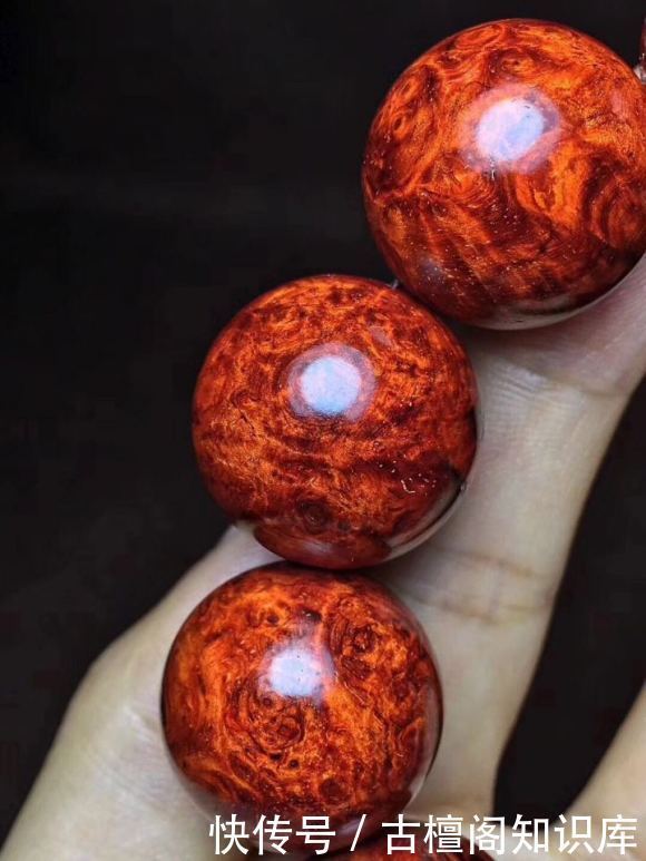 小叶|刚入坑 小叶紫檀 各种花纹如何选择?