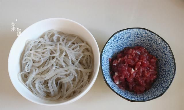 粉条的神仙吃法，滋味鲜香，炖上一碗，好吃的连汤也不剩