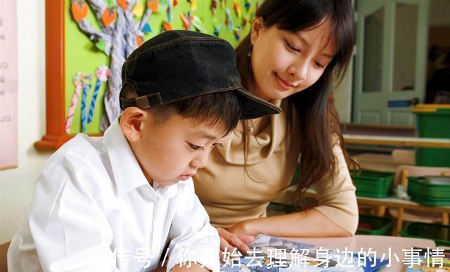 好奇心|调查表明有这4个特征的孩子,都是潜在“学霸”,父母别忽视