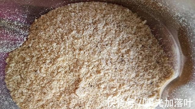 冬季钓鱼,别再“人找鱼”,下点猛料鱼儿乖乖“报道”!