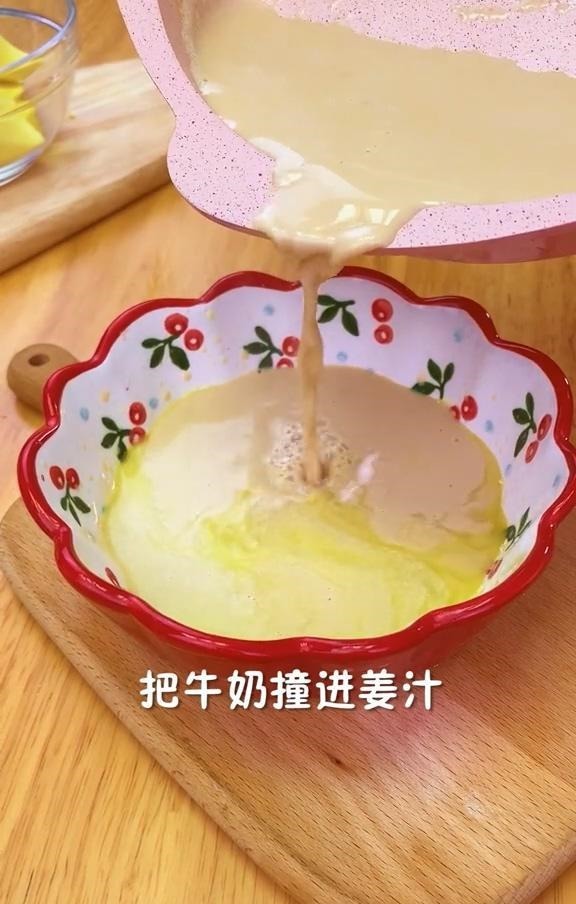 最解酒的是浓茶大错特错,白酒最怕它,厨房就有,酒前吃还护肝