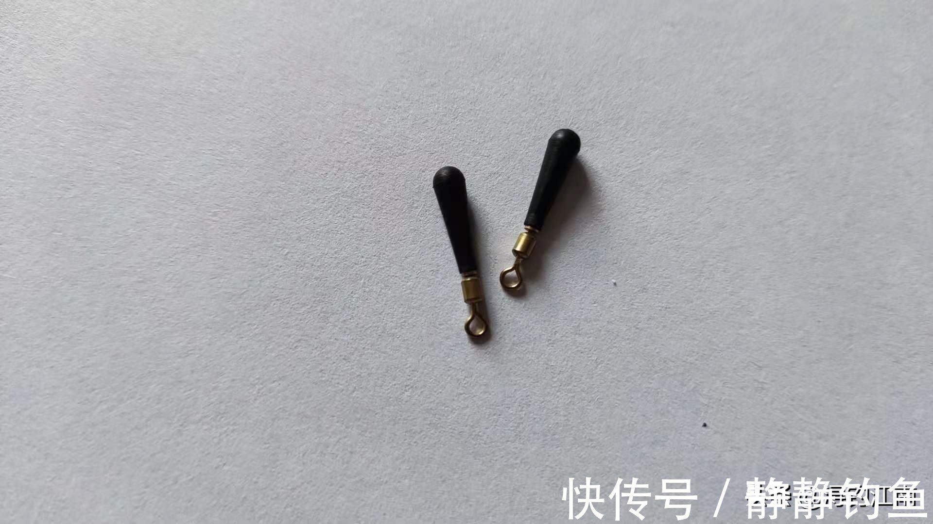 嫩玉米挂钩,再配合“带漂远投”的技巧,人群中“抢鱼”特容易