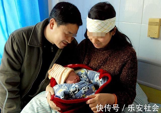 妈妈|宝宝不让妈妈抱?别怪他“无情”,错过认母期,想再挽回就迟了