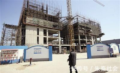 房地产行业|中国有这么多房子,为何开发商仍不断建房曹德旺、马云一语中的