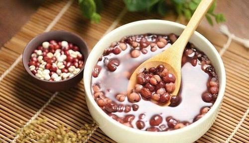 有气质|女性睡前吃一物,肠胃舒畅气色红润,孩子都夸美丽年轻有气质