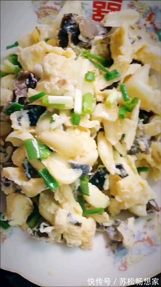 百合|润肺止咳别只炖梨了,教你做个懒人小吃,肺润了,不咳了!