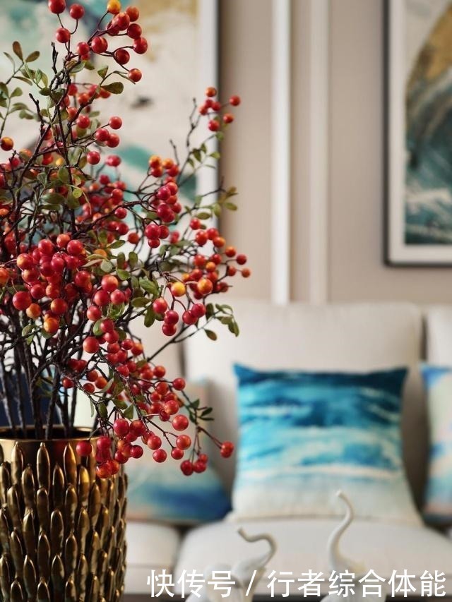 三居室|140㎡美式风格三居室,玄关装了玻璃窗让家既美观又开阔!