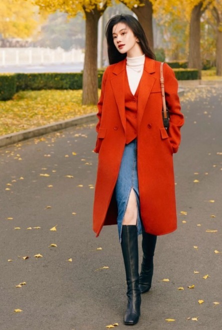 皮革 冬季,大衣别配百褶裙了,试试这几条流行款,遮肉显瘦还耐看!