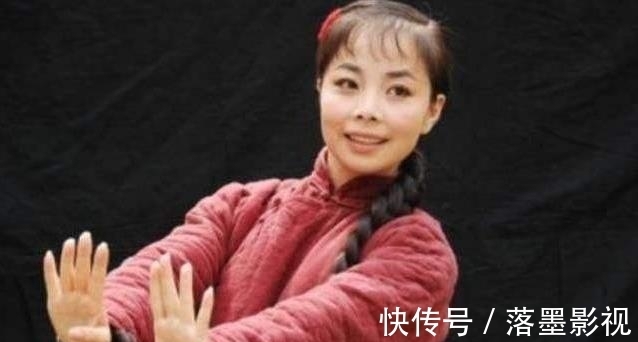 36岁的王二妮:星光大道走红的草根,她才是最淳朴的那一个