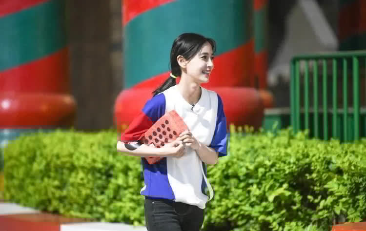 网曝《奔跑吧10》嘉宾阵容,李晨郑恺不负众望,白鹿蔡徐坤仍在