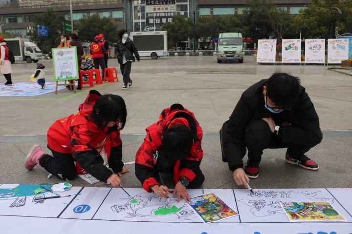  长卷|百米长卷绘文明，建德垃圾分类用“童画”说