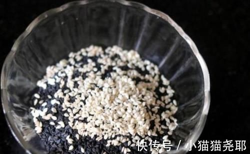 味道|天气转凉，吃核桃花生不如吃它，每天吃一小勺，营养高味道好