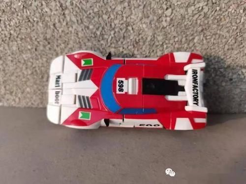 廢氣|【評玩具】子小天:岑測評《鐵工廠廢氣&直流電》