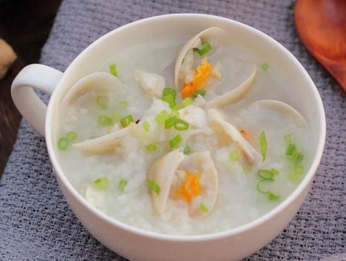 高血糖|血糖高是因为面条吃多了?提醒:稳定血糖,这3种食物尽量避免