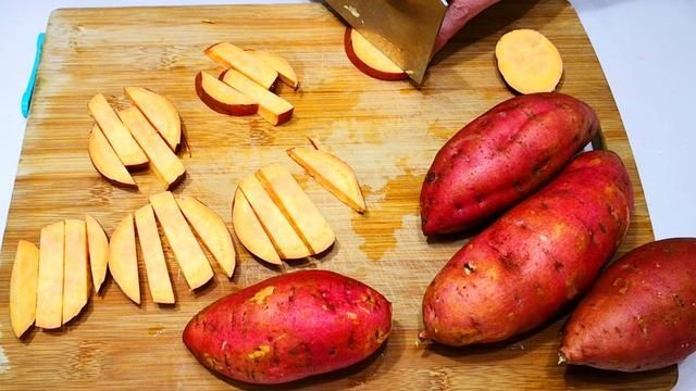 红薯发糕|自从红薯学会这样做,我家三天两头做着吃,营养好吃,孩子超喜欢