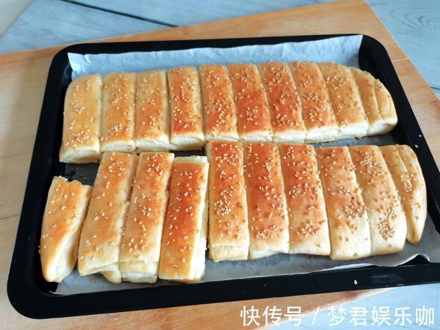 好吃|又酥又软又香的饼子，做法就是这样简单，丈夫连夸好吃