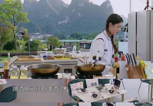 淘气|《中餐厅》细品周也，也是个宝藏女孩