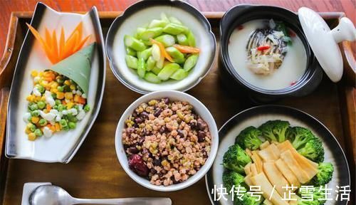 月子|月子期四类食物多馋也别吃,耽误身体恢复不说,还可能引发不适