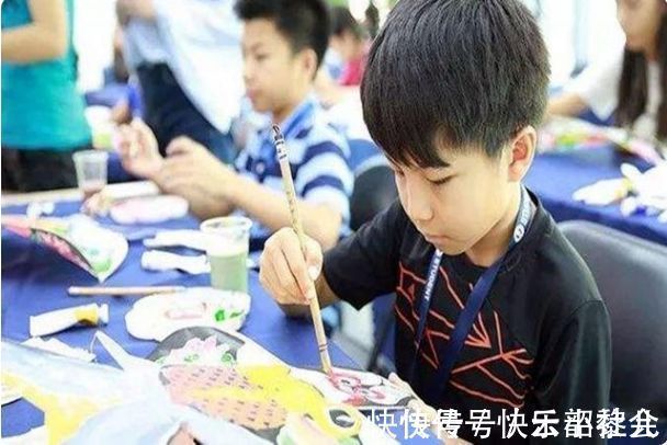 手工作业|孩子将来聪不聪明,从“手”部就能知晓一二,家长可以对照一下